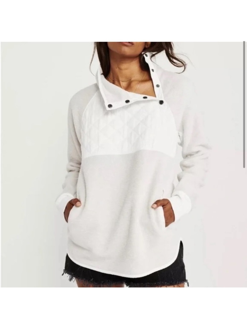 ABERCROMBIE & FITCH Pullover sweater